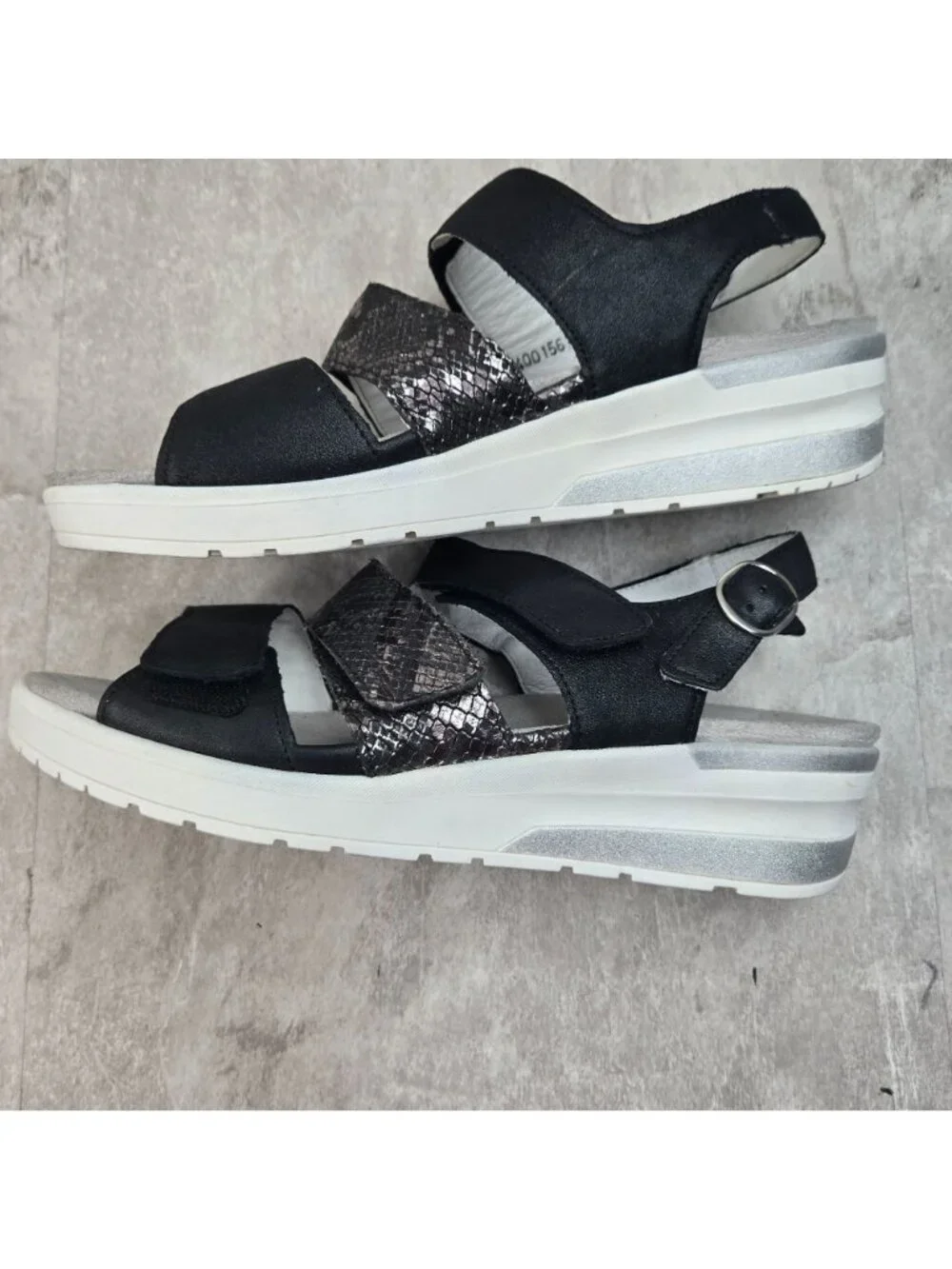 Waldlaufer Comfort Platform Sandals Size 9.5 Black Leather Walking Strappy Wedge